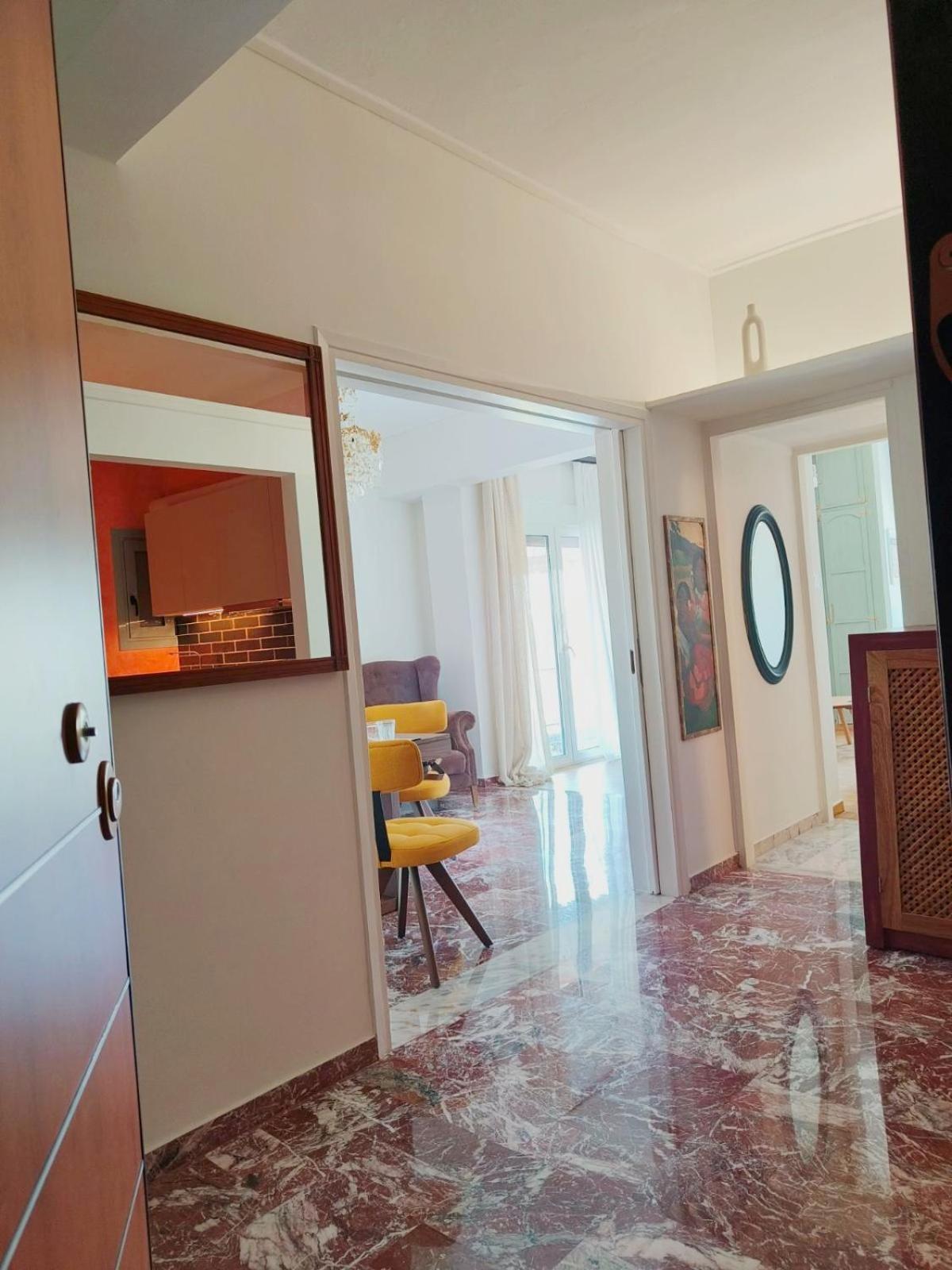 アテネStylish Artistic Flat With View, Three Min To Metroアパートメント エクステリア 写真